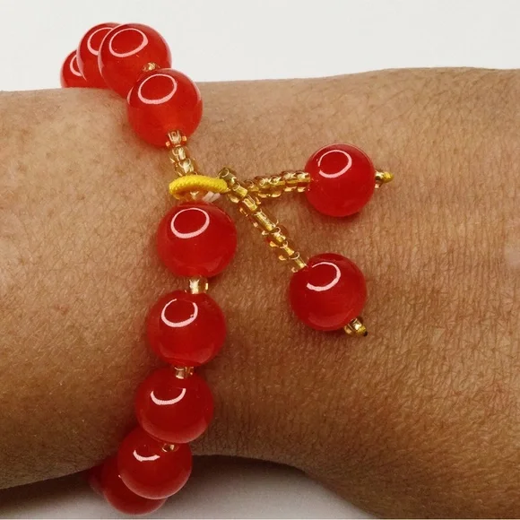 Handcrafted Natural Red Agate Buddha Stone Beaded Stretch Bracelet - Picture 6 of 8